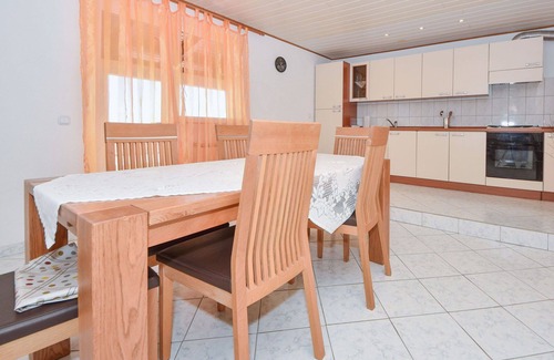 Stankovci Casa | Estupenda casa de vacaciones privada con piscina privada, A/C, WIFI, TV, patio, vista panorámica