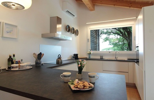 Teolo Villa | Casa de vacaciones privada con piscina privada, A/C, WIFI, jacuzzi, patio, cerca de Padua