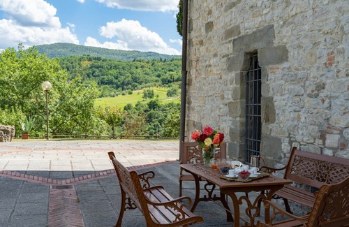 Vicchio Villa | Casa de vacaciones privada con piscina privada, WIFI, TV, patio, vista panorámica, aparcamiento