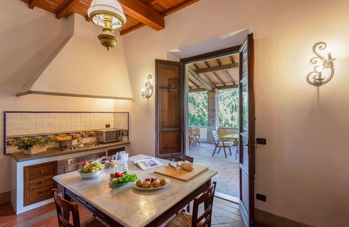 Vicchio Villa | Casa de vacaciones privada con sauna, piscina privada, WIFI, TV, patio, vista panorámica