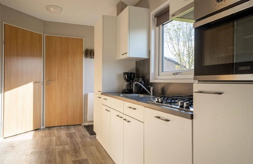 Linden Casa | Maravillosa casa de vacaciones privada para 6 personas con WIFI, TV y terraza
