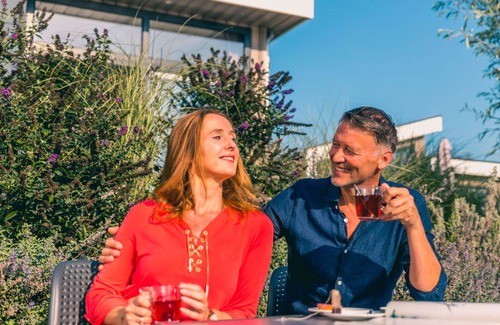 Linden Casa | Maravillosa casa de vacaciones privada para 6 personas con WIFI, TV y terraza