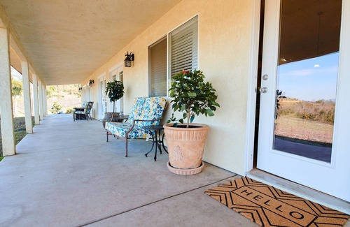 Escondido Casa | Beautiful Private Vineyard and Winery Estate Guest Living Quarters on 5-Acres