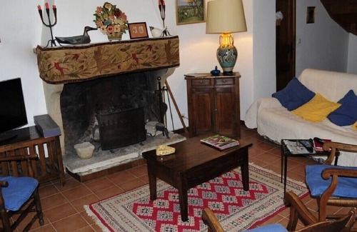 Colonzelle Casa | beautiful property surrounded by nature with swimming pool ideal for large families