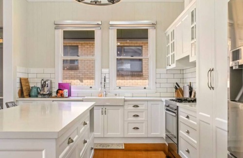 Woolloongabba Casa | Beautiful Queenslander Home! Just Minutes to CBD