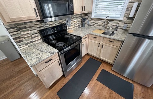 Detroit Apartamento | Beautiful Quiet Boston-Edison Historical District