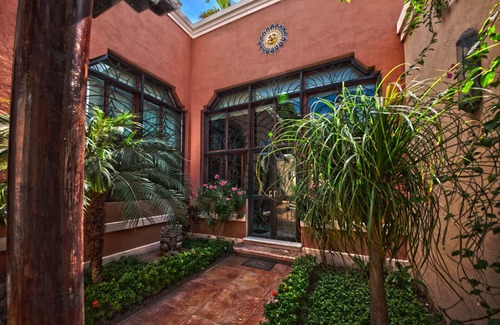 Centro de Mazatlán Casa | Hermosa Quiet Home Histórico W privada Cerca de la playa y Plaza
