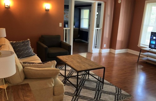East Durham Casa | Beautiful ranch home minutes from Downtown Durham!