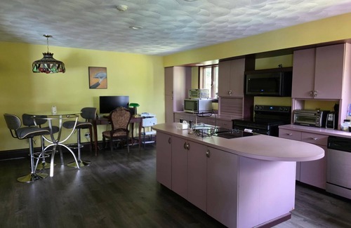 Lake Luzerne Casa | Hermoso rancho en el lago Vanare en Adirondacks
