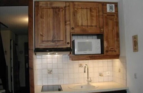 Bourg-Saint-Maurice Apartamento | Hermoso apartamento renovado de 7 personas en residencia con piscina de verano.