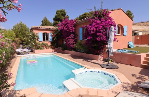 Canet-en-Roussillon Casa | Beautiful recent house with swimming pool surrounded by flowers 1 km from the beach