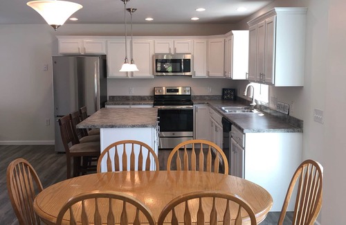 Narragansett Pier Casa | ¡Nueva casa 6BR / 4BA en el muelle de Narragansett!