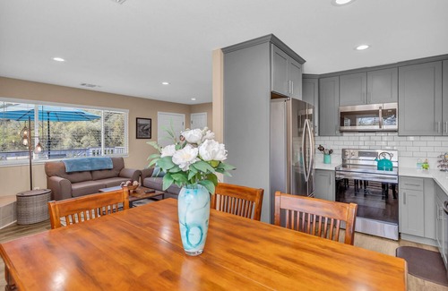 Placerville Casa | BEAUTIFUL RECENTLY RENOVATED PEACEFUL 3 BED HOME