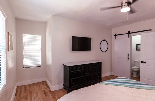 Lincoln Terrace Condominio | Beautiful remodeled historical home in safe neighborhood downtown.