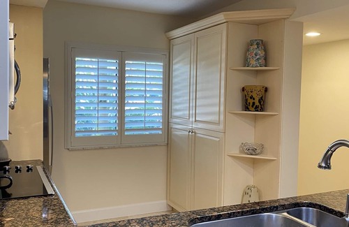 The Bluffs Otro | Beautiful Remolded Condo Near Beach