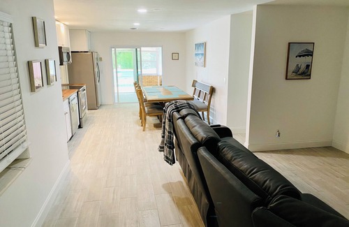 Rock Ridge Casa | Beautiful renovate Home Paradise Heated POOL Jacuzzie Vero Beach