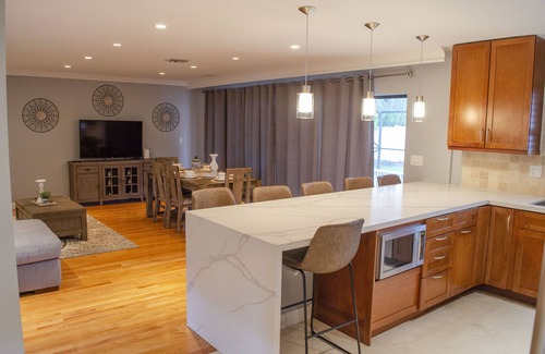 Central Corals Casa | Beautiful Renovated Home in Oakland Park Heated Pool
