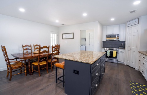 Frisco Casa | Beautiful Renovated 3BR/2B in Frisco, Walking Distance to Rail District and Park