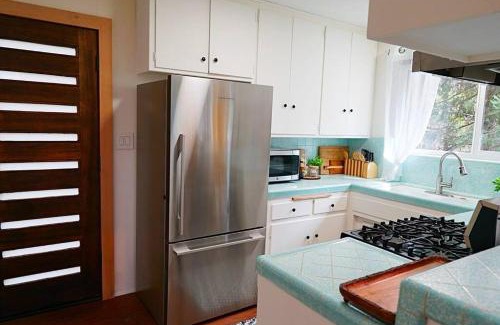 Crestline Casa | Beautiful Renovated Cozy Forest Home with Hot Tub in Crestline