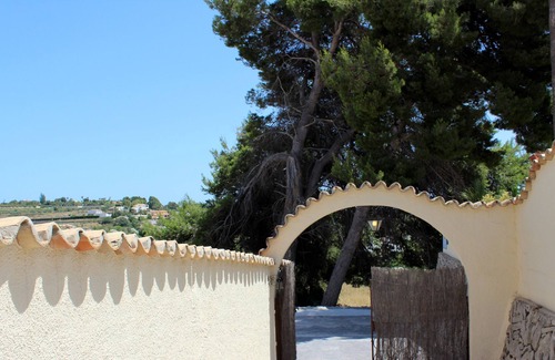 Paratella Villa | Hermosa Finca / Villa renovada con piscina privada y vistas al mar