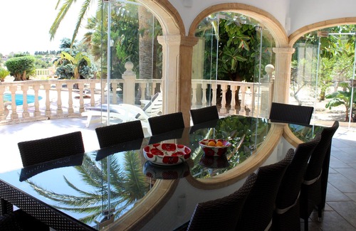 Paratella Villa | Hermosa Finca / Villa renovada con piscina privada y vistas al mar