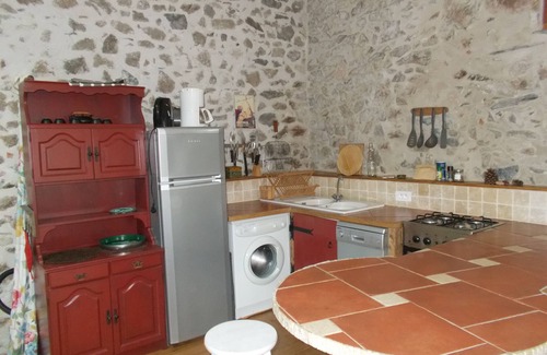 Rabouillet Casa | Hermoso granero de piedra renovado con magníficas vistas! Pueblo tranquilo