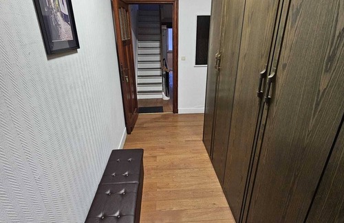 Evere Apartamento | Beautiful, Renovated Fully Self Contained Room