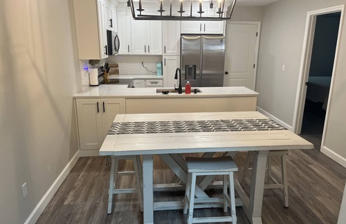 Tallahassee Casa | Beautiful renovated home.12 mins from FSU