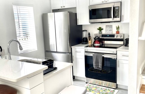 Venetian Bay Villages Casa | Beautiful Resort Venetian Bay Village Condo near Disney World