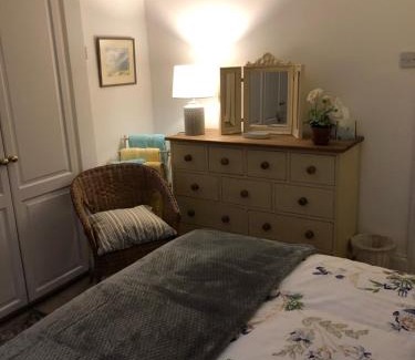 Upton upon Severn Apartamento | Beautiful riverfront cosy one bedroom apartment