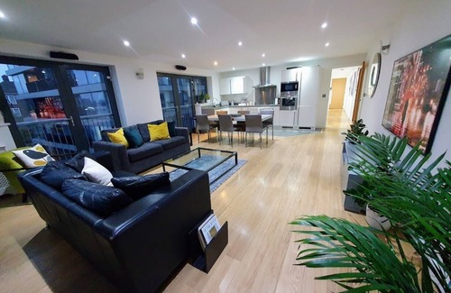 Island Gardens Apartamento | Beautiful Riverside London apartment