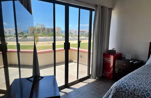 Campo de Golf Fonatur Apartamento | Beautiful room with ocean views