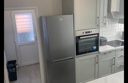 Rugby Casa | Beautiful Room in Apartment near Town Centre