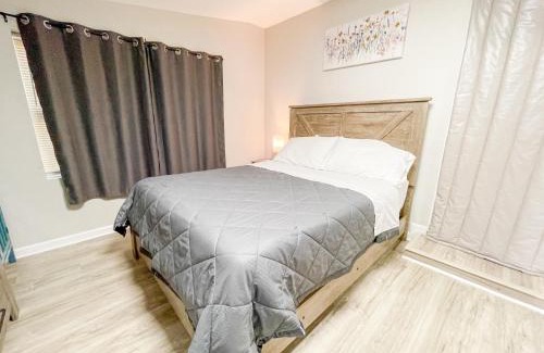 Pinellas Park Casa | Beautiful room in prime location
