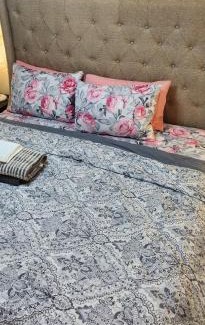Lower Vailsburg Casa | Beautiful Room king