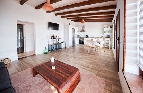 Arafo Cabaña | Bonita Casa Rural en Viñedo Ecológico con Jacuzzi.