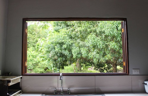 Cabuya Casa | Beautiful Rustic Tree Spirit House in Cabuya