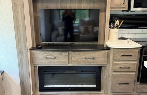 Columbus Casa | Beautiful RV minutes from TIEC