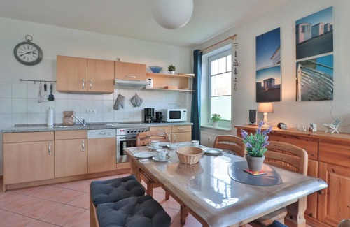 Nienhagen Apartamento | Beautiful, spacious 2-room apartment with terrace, ideal for a family with up to 3 children.