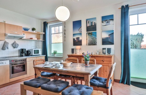 Nienhagen Apartamento | Beautiful, spacious 2-room apartment with terrace, ideal for a family with up to 3 children.