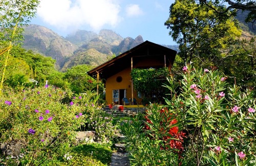 Santa Cruz La Laguna Casa | Hermoso lago Atitlan Retreat Home - Vistas espectaculares y gran jardín