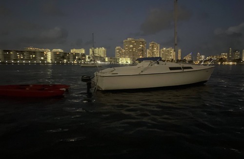 Aventura Alquiler De Eote | Beautiful sailboat with free parking