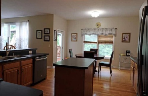 Malta Casa | Beautiful Saratoga Springs home. Located near Saratoga Racetrack.