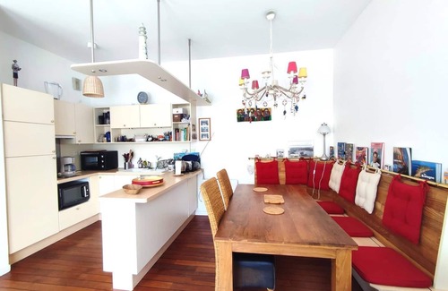 Tregastel Apartamento | Beautiful sea view duplex in a residence facing the Coz beach in Tregastel