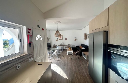 Alporchinhos Casa | Beautiful seaside villa