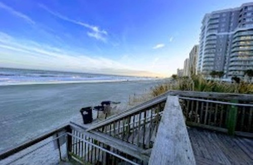 The Dunes Condominio | Beautiful SeaWatch Ocean Front Resort! Most desirable place at Myrtle Beach!
