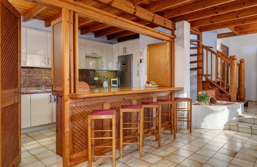 Urbanización Hacienda las Chapas Villa | Villa con piscina privada y jardín en Elviria, 15 minutos al este de Marbella