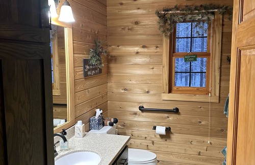 Westboro Cabina | Beautiful secluded Lake Home