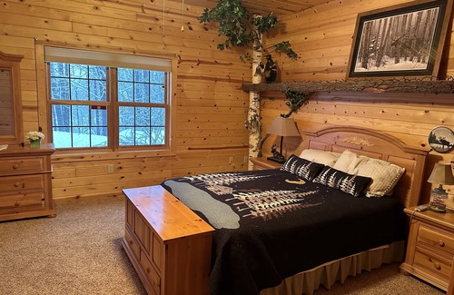Westboro Cabina | Beautiful secluded Lake Home