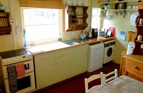 Newport Cabaña | Beautiful Self Catering Cottage on the Pembrokeshire Coast